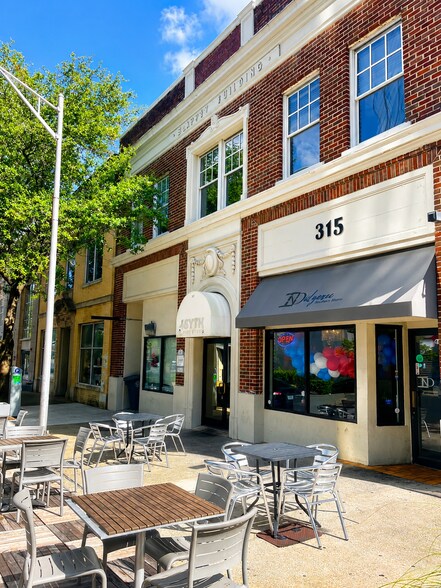 More Photos Of 315-317 W Forsyth St, Jacksonville Office For Lease