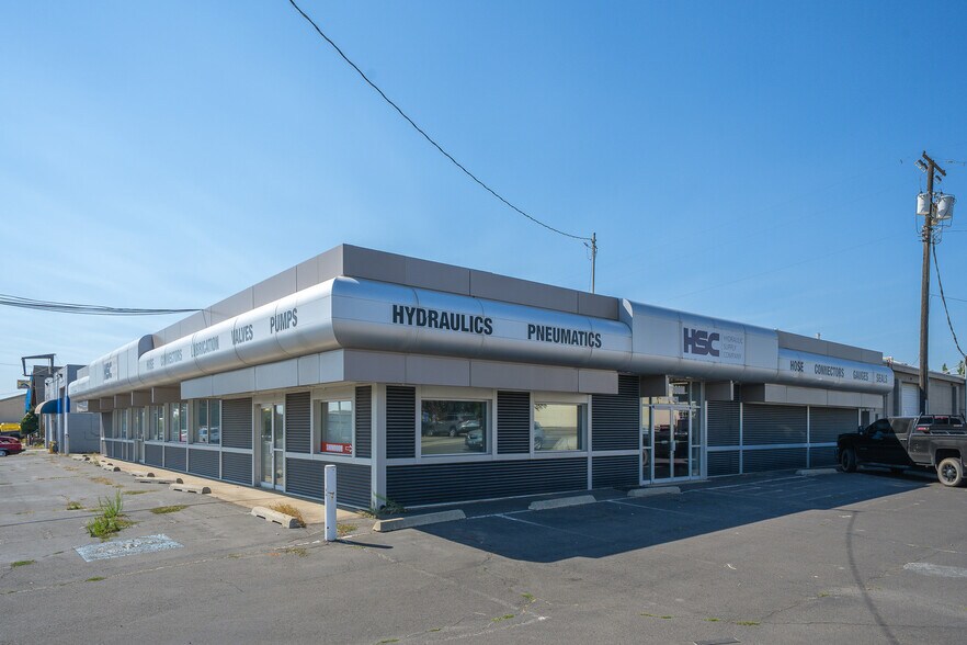 More Photos Of 5417 E Broadway Ave, Spokane Service For Sale