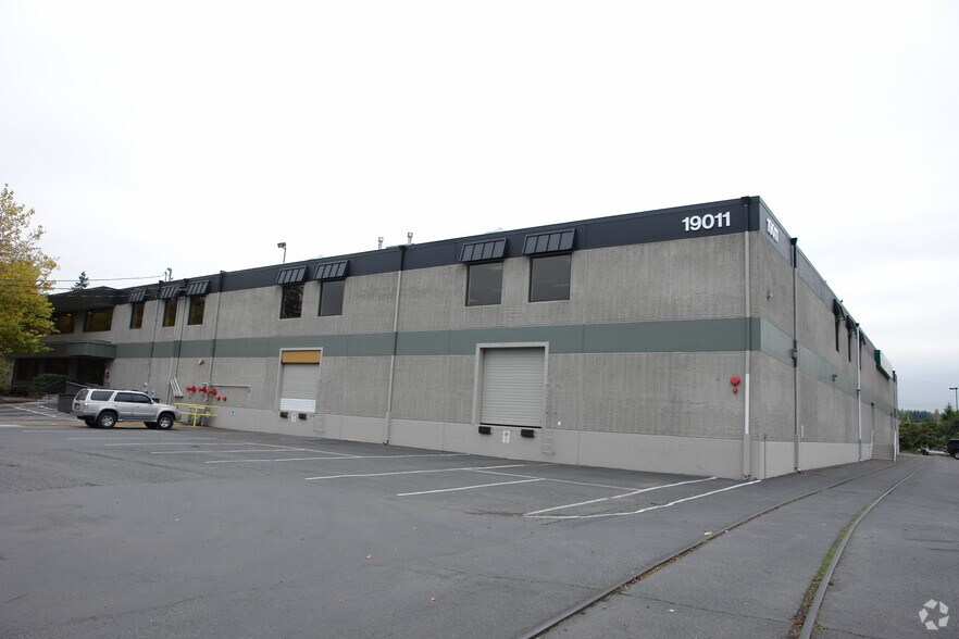 More Photos Of 19011 Woodinville Snohomish Rd NE, Woodinville Research And Development For Lease