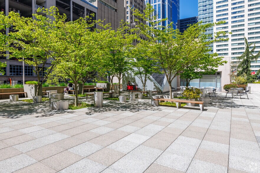 More Photos Of 600 University St, Seattle Office For Lease