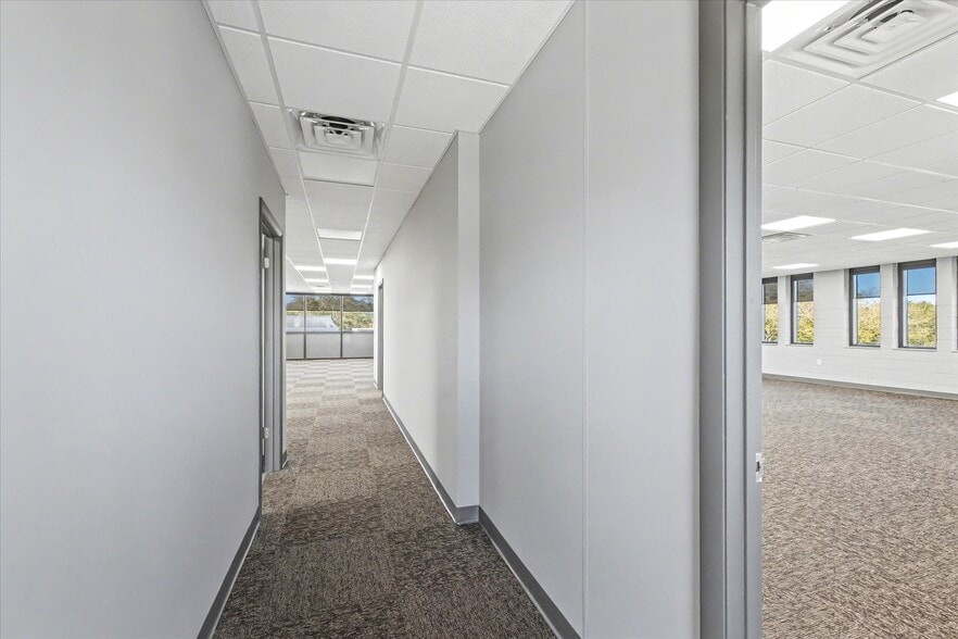 More Photos Of 369 Office Plaza Dr, Tallahassee Office For Lease