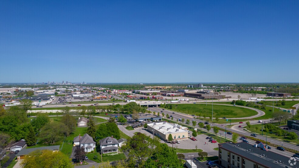 More Photos Of 50 Old Village Rd, Columbus Office For Lease