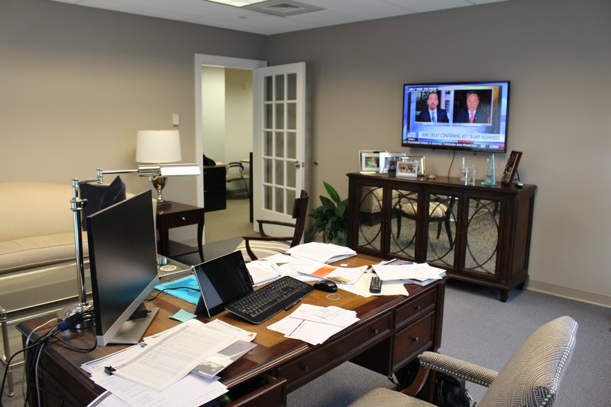 More Photos Of 1291 Boston Post Rd, Madison Office For Sale