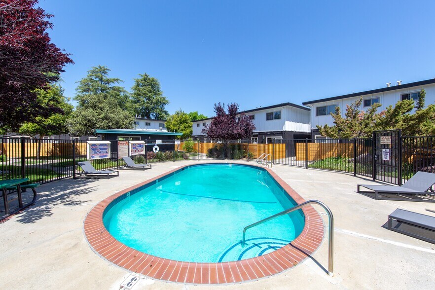 More Photos Of 4445 Stevenson Blvd, Fremont Apartments For Sale