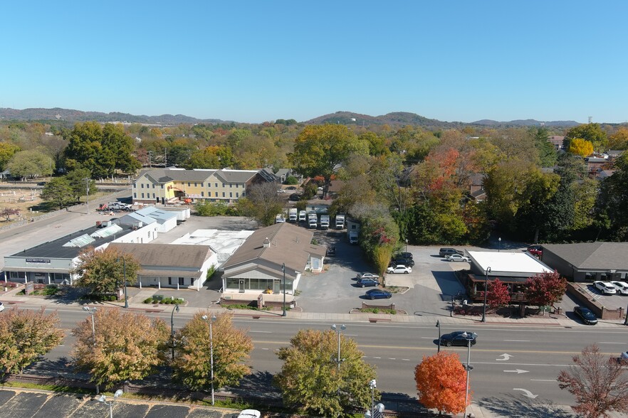 Primary Photo Of 234 5th Ave N, Franklin General Retail For Lease