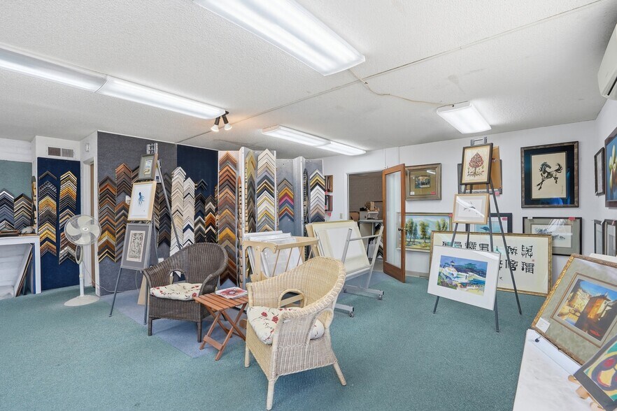 More Photos Of 2131 10th St, Los Osos General Retail For Sale