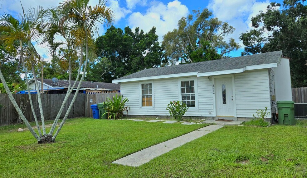 More Photos Of , Bradenton Multifamily For Sale