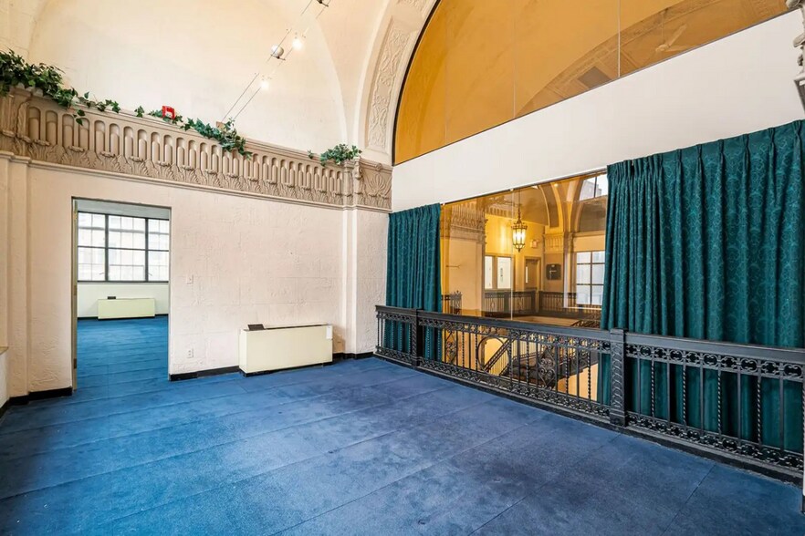More Photos Of 620 S Third St, Louisville Office Residential For Sale