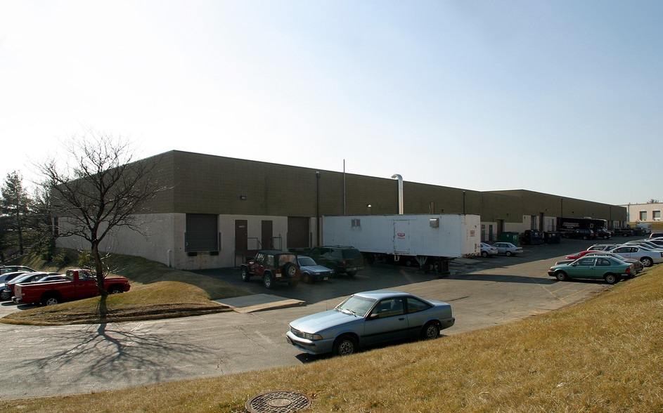 More Photos Of 6655 Amberton Dr, Elkridge Warehouse For Lease