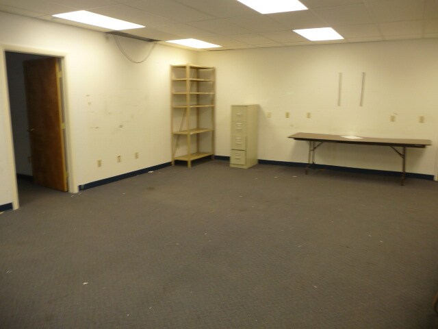 More Photos Of 376 Nash Rd, New Bedford Refrigeration Cold Storage For Lease