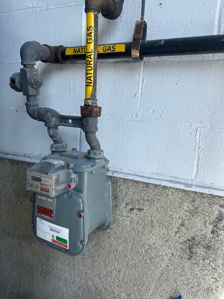 More Photos Of 10324 101st St, Ozone Park Warehouse For Sale