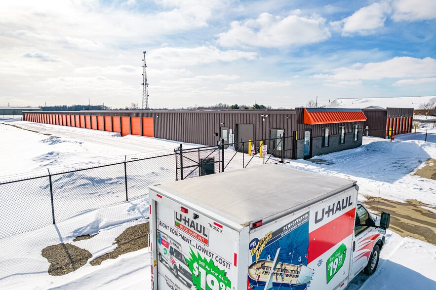 More Photos Of 2851 Business Pl SE, Massillon Self Storage For Sale