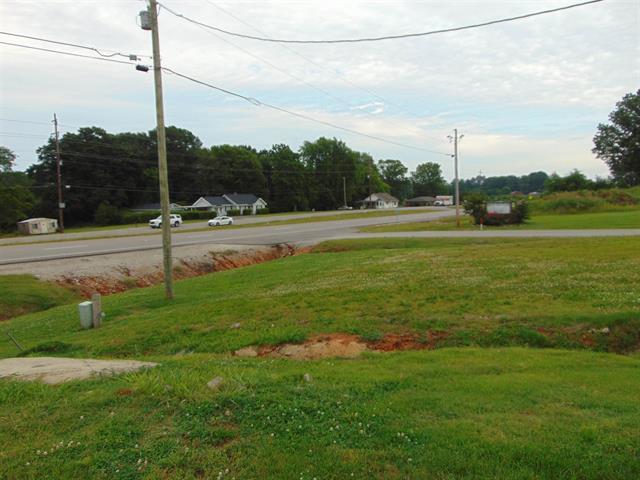 More Photos Of 6746 US-72, Killen Specialty For Sale