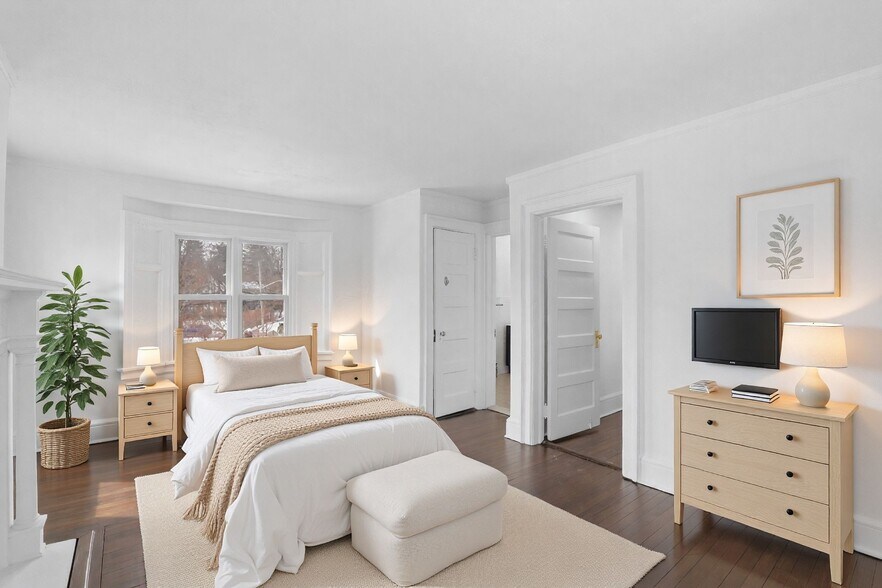 More Photos Of 25 Midland Ave, White Plains Specialty For Sale