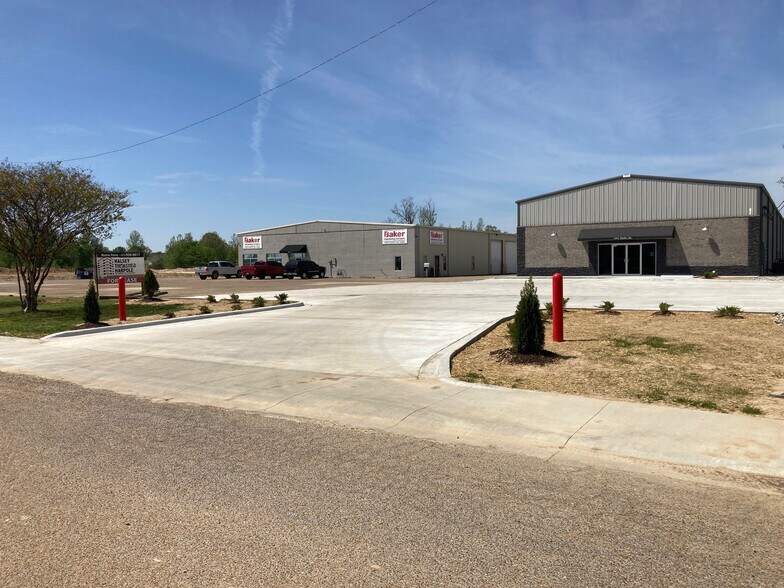Primary Photo Of 3301 Malibu Dr, Jonesboro Light Distribution For Lease