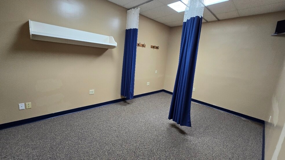 More Photos Of 100 W National Rd, Englewood Medical For Sale