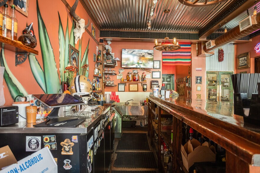 More Photos Of 78 Main St, Bisbee Restaurant For Sale