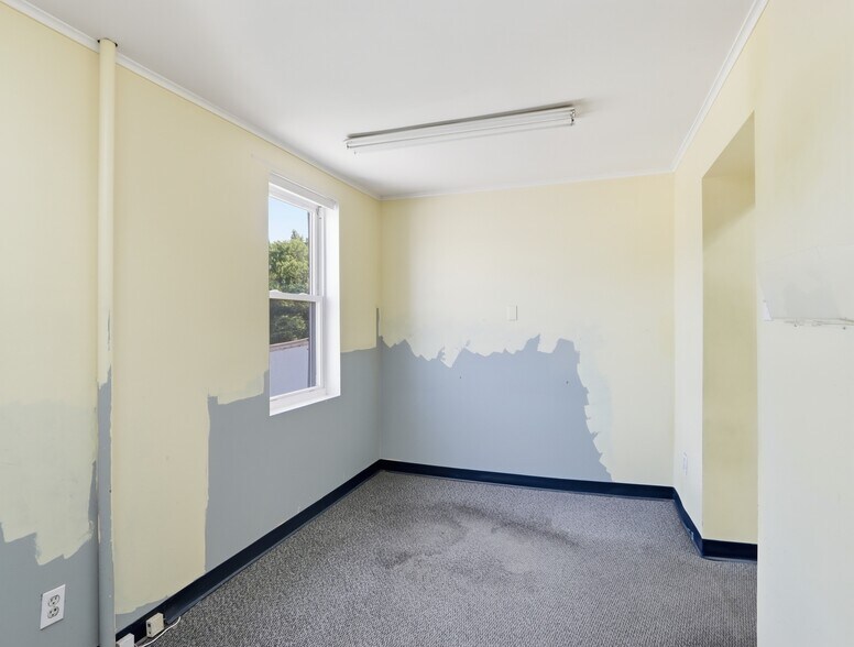 More Photos Of 4405 Leeds Ave, Baltimore Office Residential For Sale