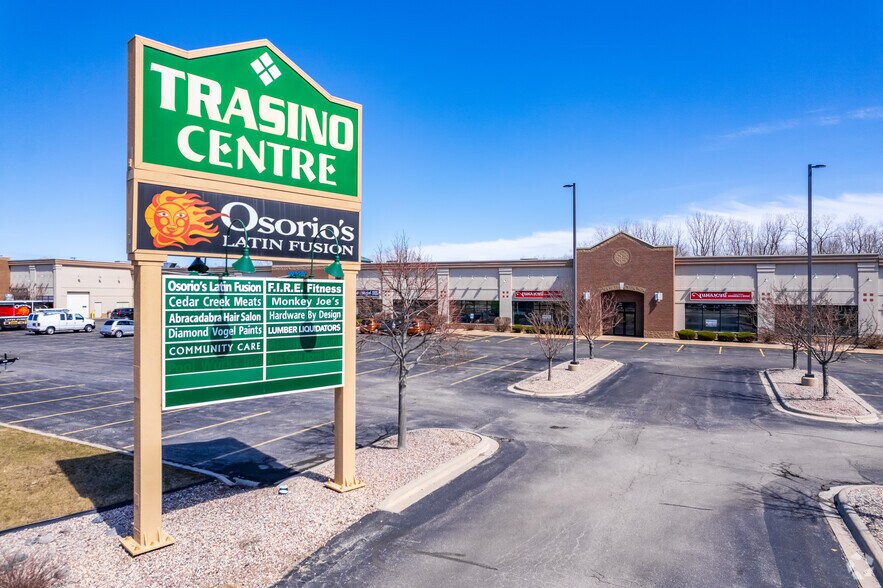 More Photos Of 1758-1920 N Casaloma Dr, Appleton Unknown For Lease