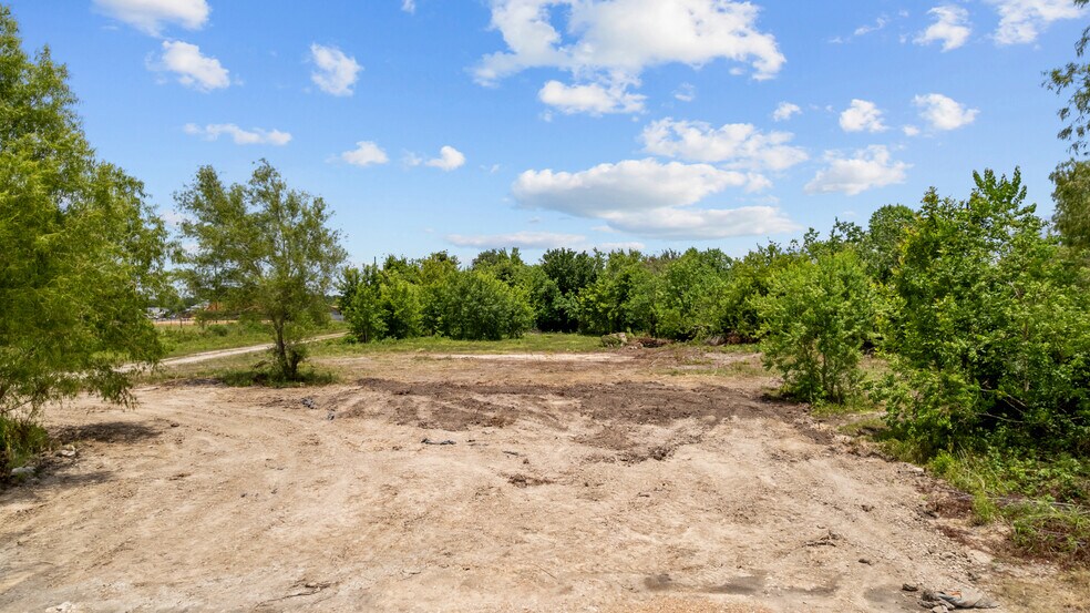 More Photos Of 1403 Algoa Friendswood Rd, Alvin Land For Sale