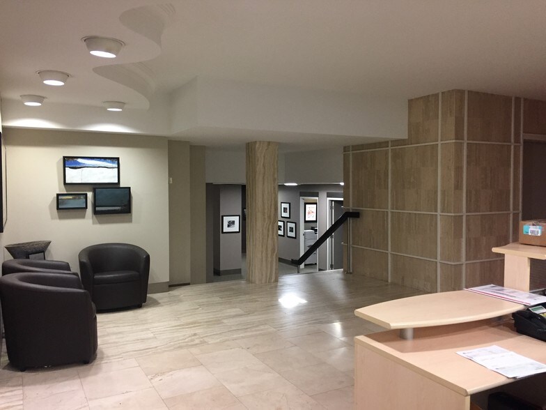 More Photos Of 620 Richmond St, London Office For Lease