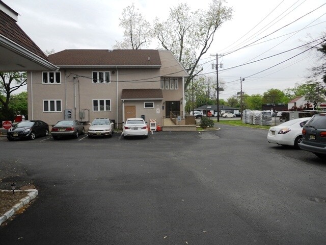 More Photos Of 619 Union Ave, Middlesex Unknown For Lease