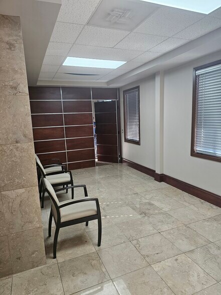 More Photos Of 1132 Hightower Trl, Atlanta Medical For Sale