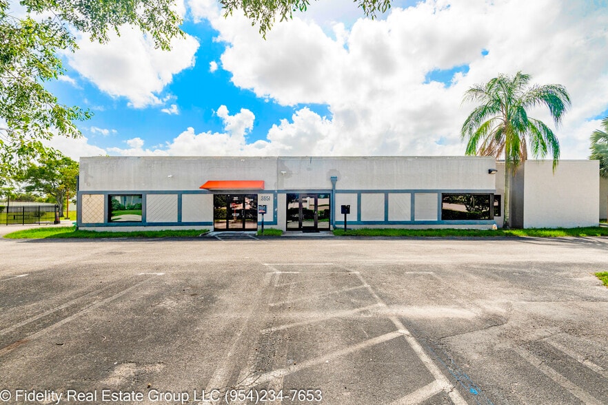 More Photos Of 3651 NW 120th Ave, Coral Springs Warehouse For Lease