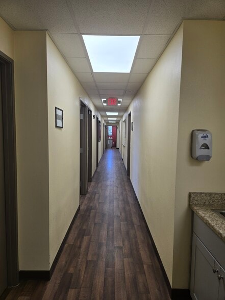 More Photos Of 6344 E Broadway Rd, Mesa Medical For Lease