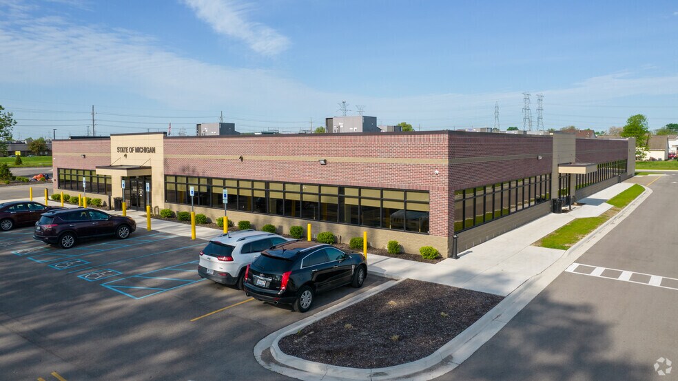 More Photos Of 13041 10 Mile Rd, Warren Office For Sale