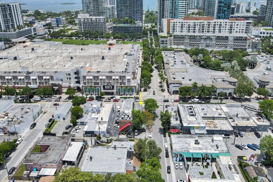 More Photos Of 3400 N Miami Ave, Miami Storefront Retail Office For Sale