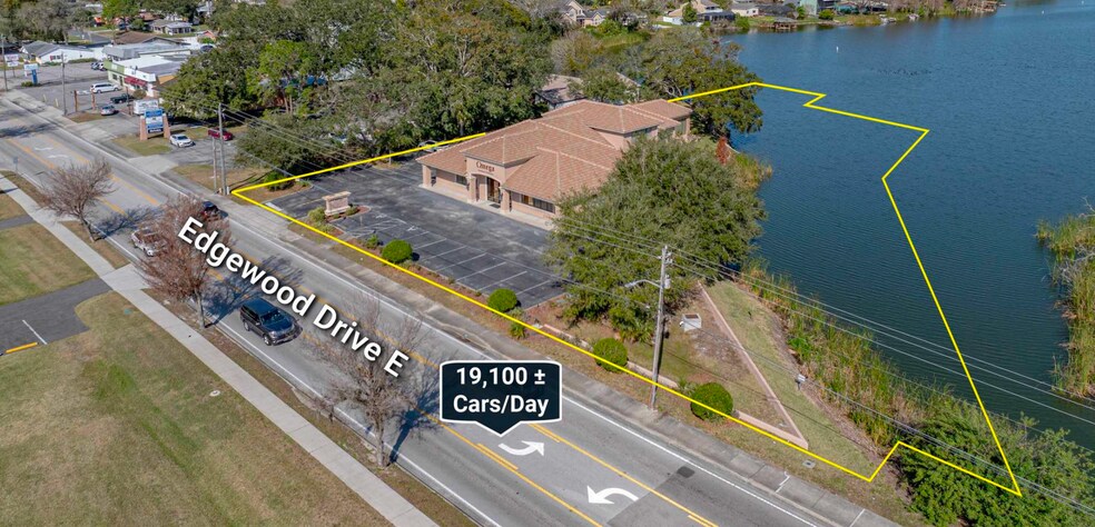More Photos Of 1820 E Edgewood Dr, Lakeland Medical For Sale