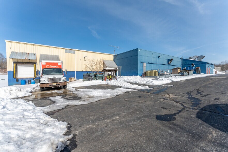 More Photos Of 55 Lathrop Road Ext, Plainfield Manufacturing For Sale
