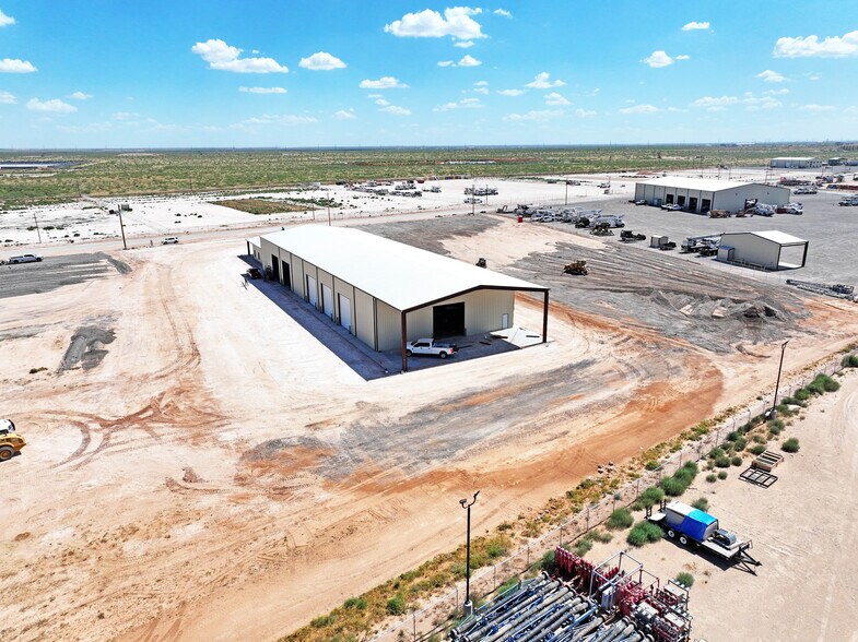 More Photos Of 12316 County Road 137, Odessa Warehouse For Lease