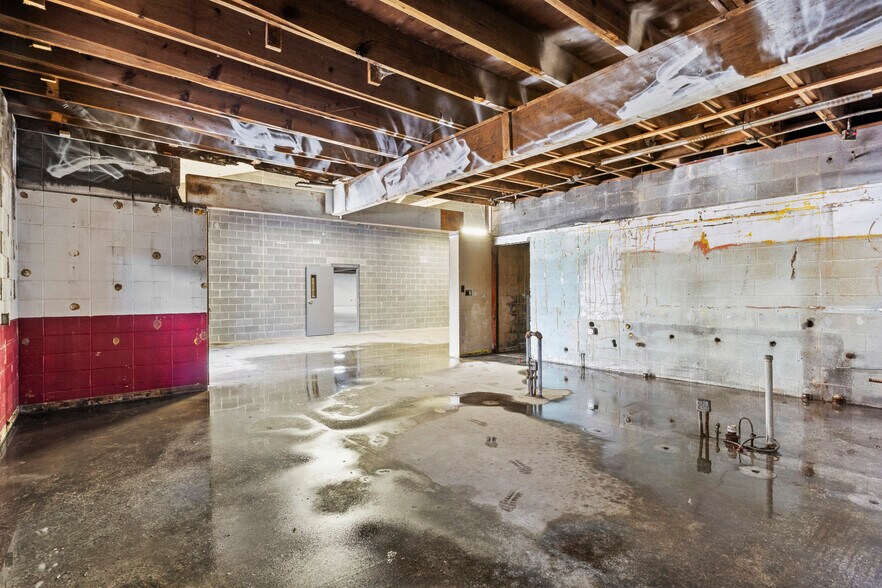 More Photos Of 101 Hi Lane Dr, Richmond Industrial For Sale