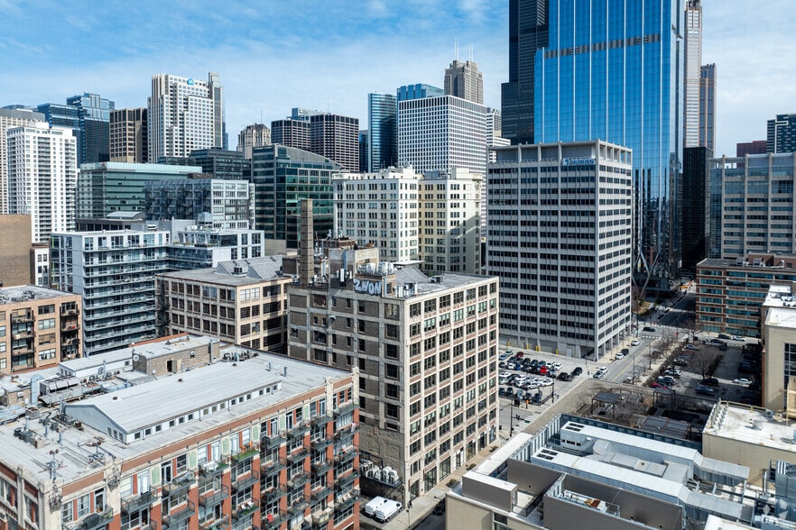 More Photos Of 328 S Jefferson St, Chicago Office For Lease