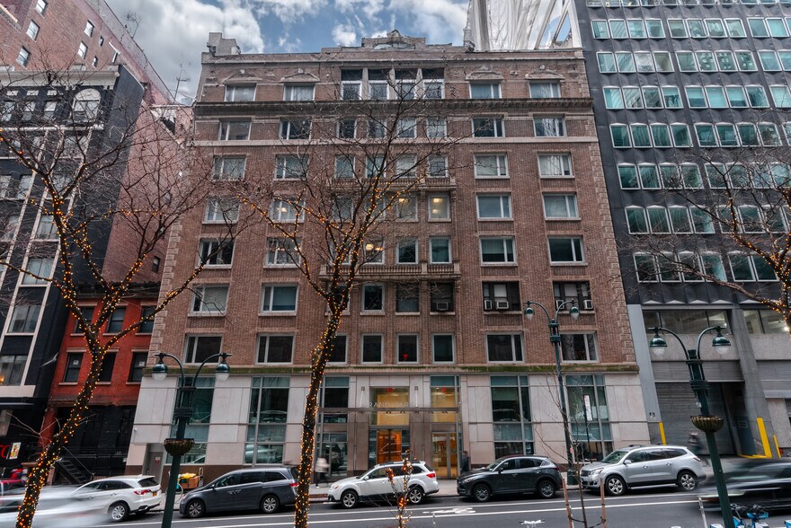 More Photos Of 104-110 E 40th St, New York Medical For Sale