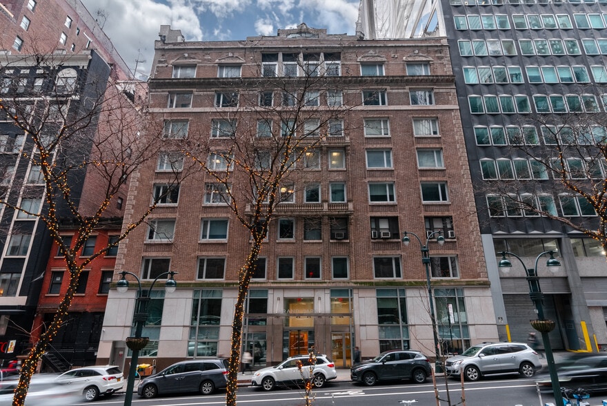 More Photos Of 104-110 E 40th St, New York Medical For Sale