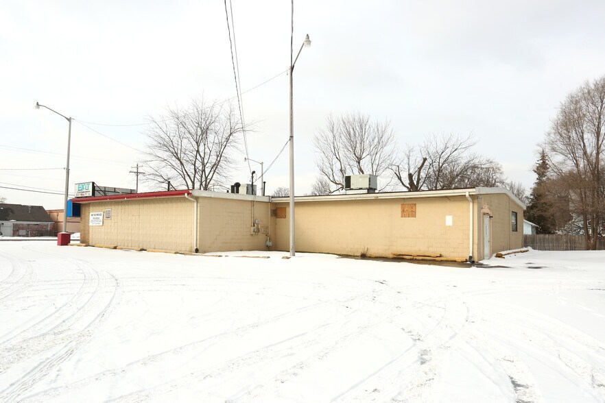 More Photos Of 1407 Clinton Rd, Jackson Office For Sale