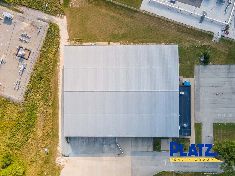 More Photos Of 1871 Henn Pky, Warren Industrial For Sale