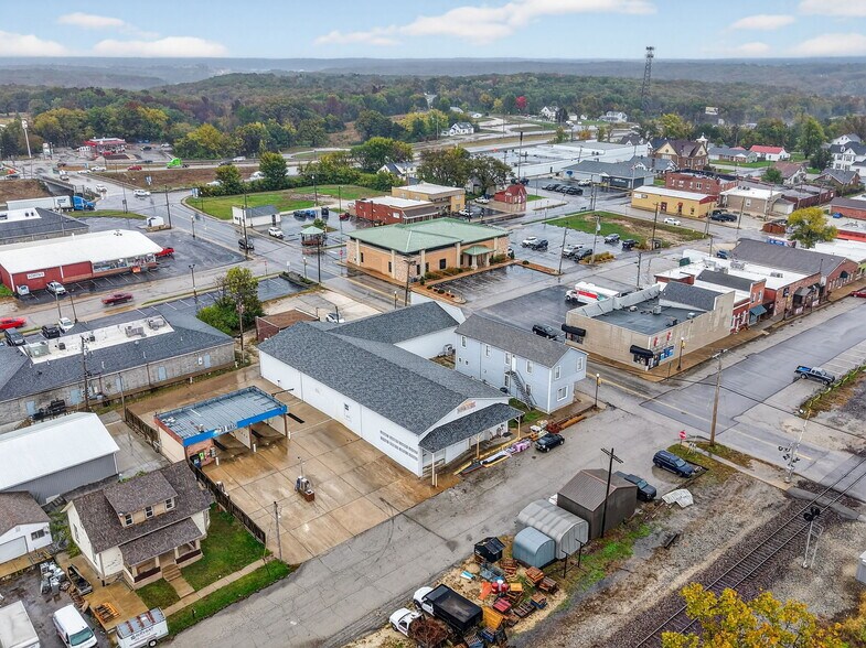 More Photos Of 103 W 2nd St N, Wright City General Retail For Sale
