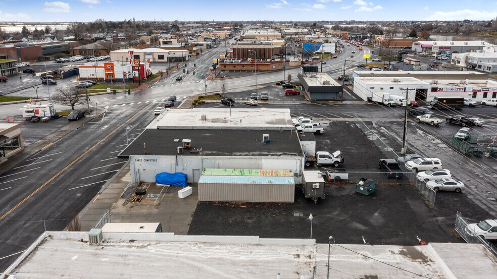 More Photos Of 508 E 3rd Ave, Moses Lake General Retail For Sale