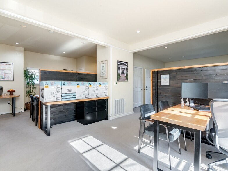 More Photos Of 2800 E Evergreen Blvd, Vancouver Office Residential For Lease