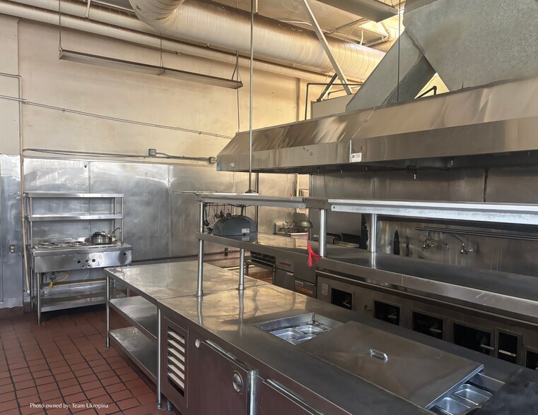 More Photos Of 60-64 N Raymond Ave, Pasadena Storefront Retail Office For Sale