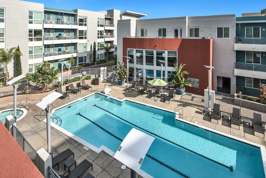 More Photos Of 6399 Christie Ave, Emeryville Apartments For Lease