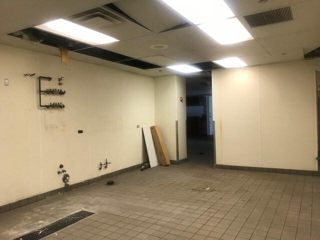 More Photos Of 600 N Dearborn, Chicago Apartments For Lease