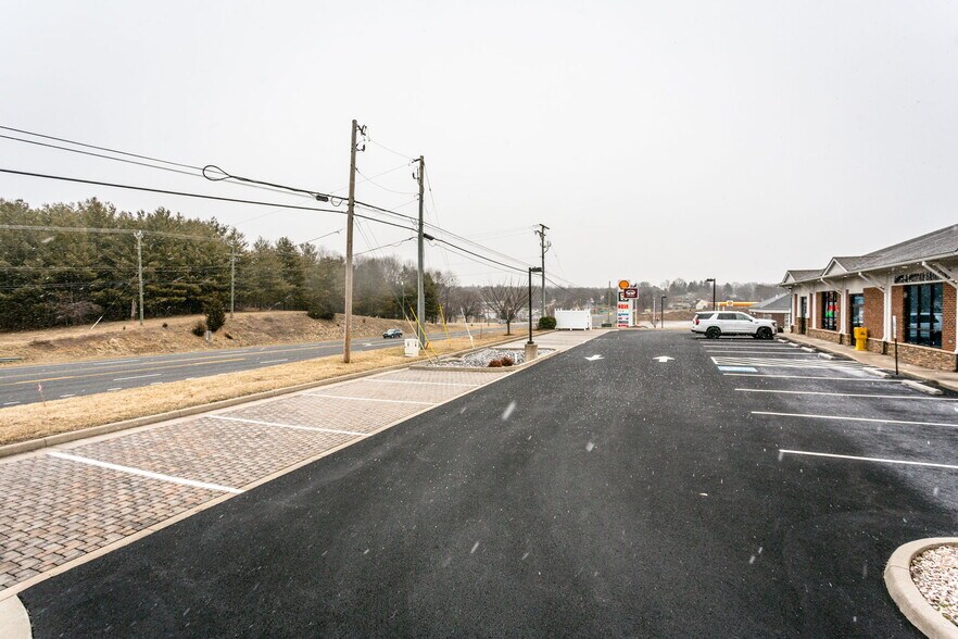 More Photos Of 16 Gosnell, Staunton Medical For Sale