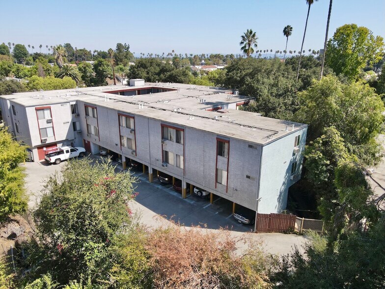 More Photos Of 819 Wright Ave, Pasadena Apartments For Sale