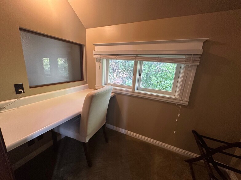 More Photos Of 1369 G St, Arcata Office Residential For Sale