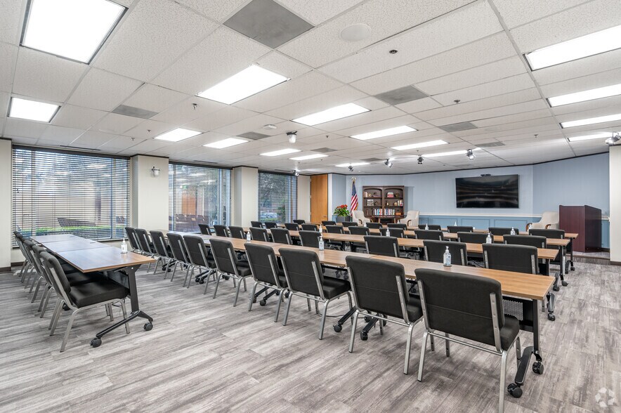 More Photos Of 9901 E Valley Ranch Pky, Irving Office For Lease